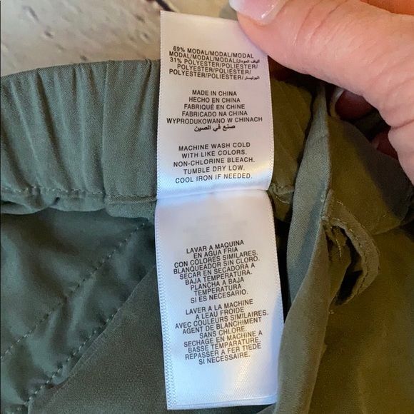 Kenneth Cole sage green Modal elastic back pant XL - Picture 8 of 8